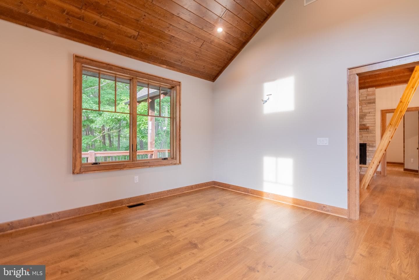 445 Eaglewood Trail photo 23