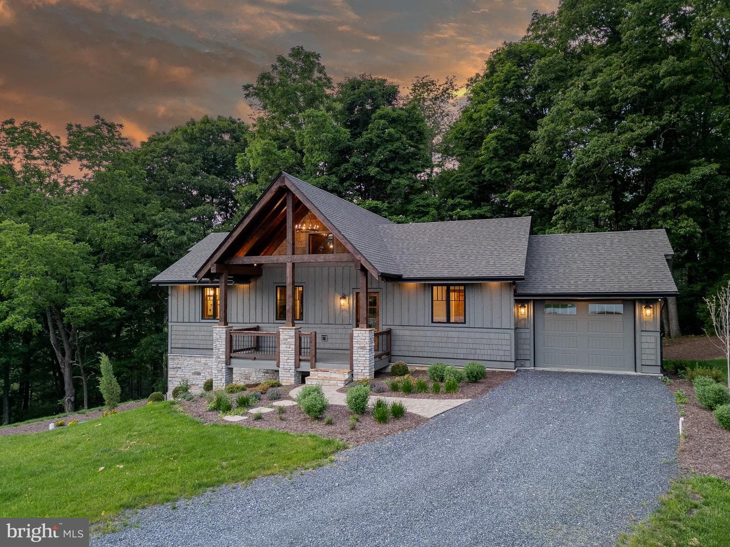 445 Eaglewood Trail photo 3