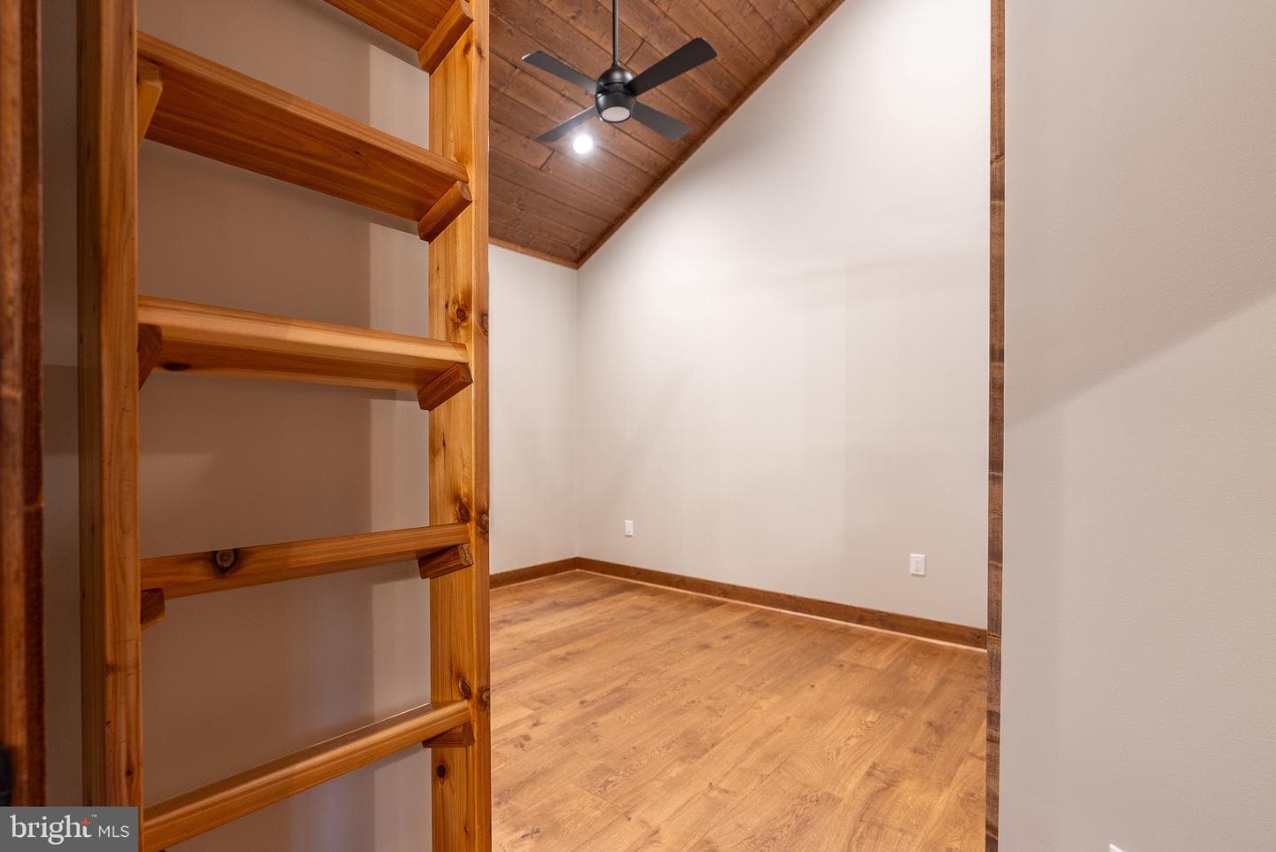 445 Eaglewood Trail photo 30