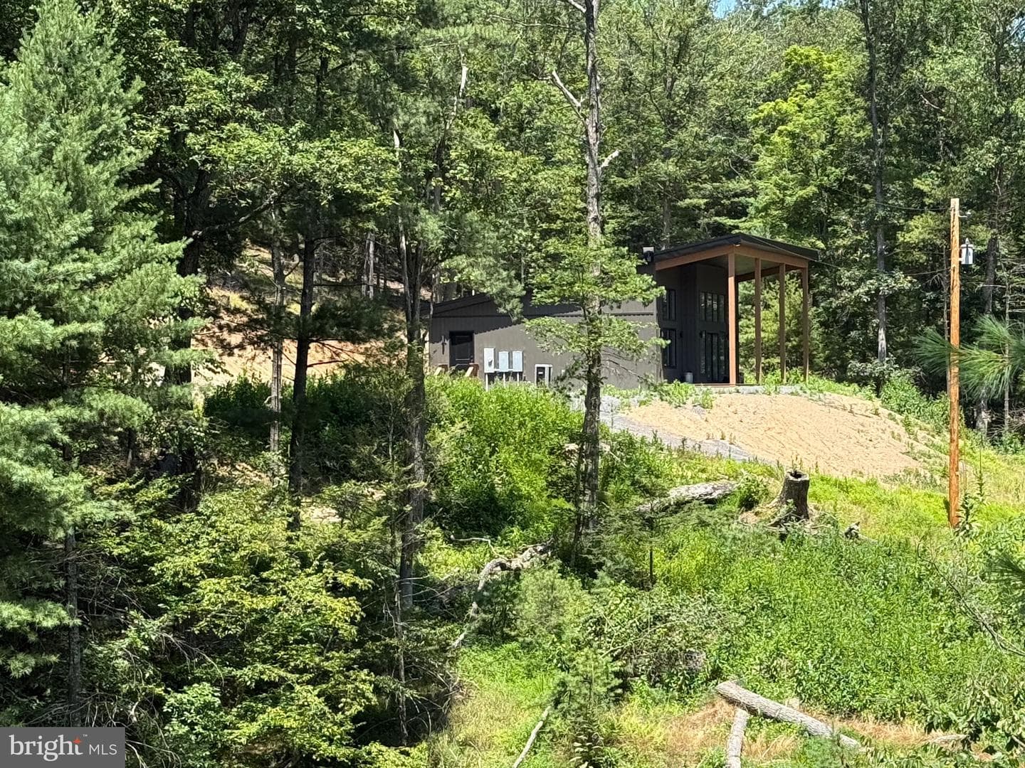 279 Waterline Drive photo 3