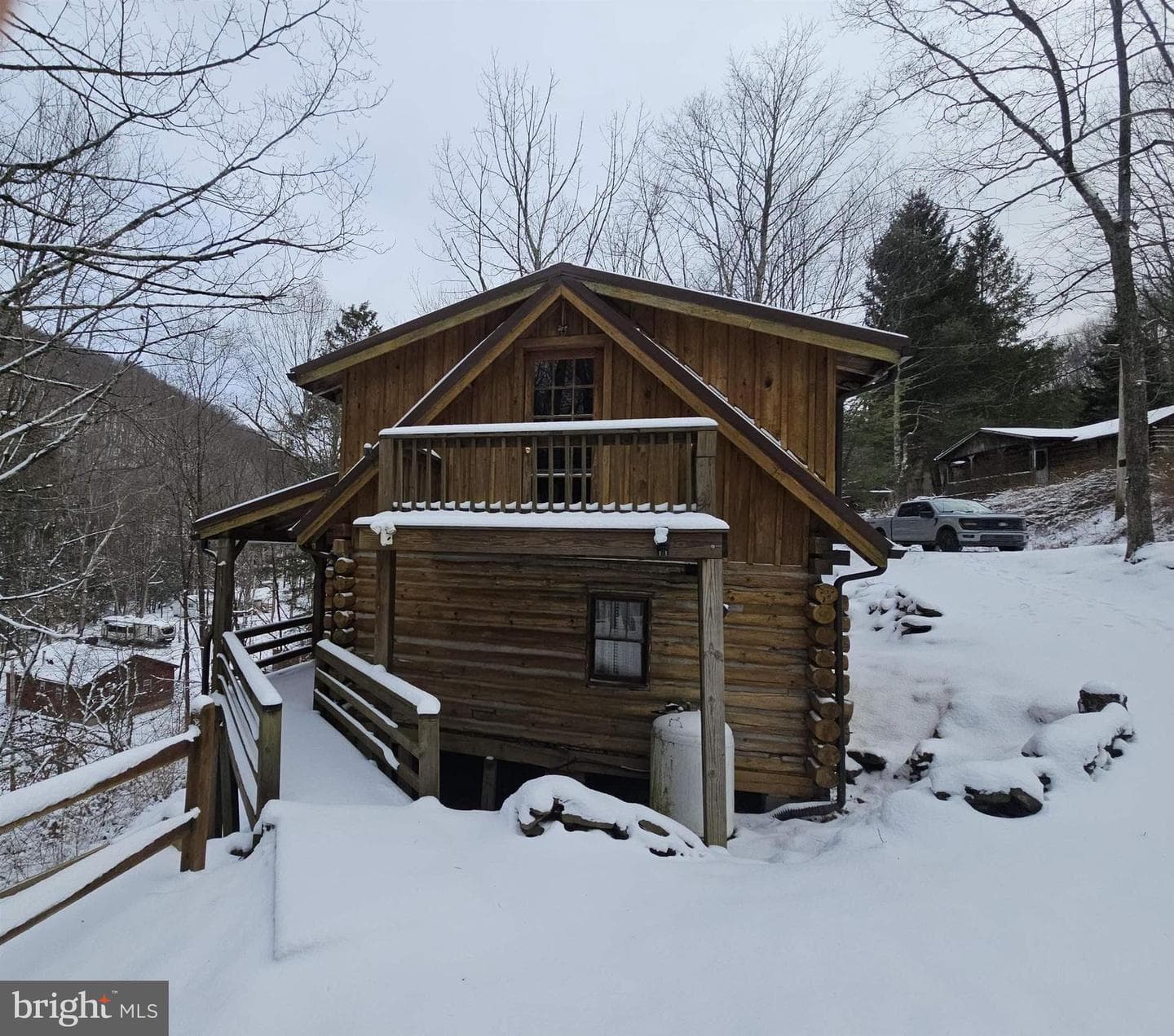 390 Dolly Lane photo 16